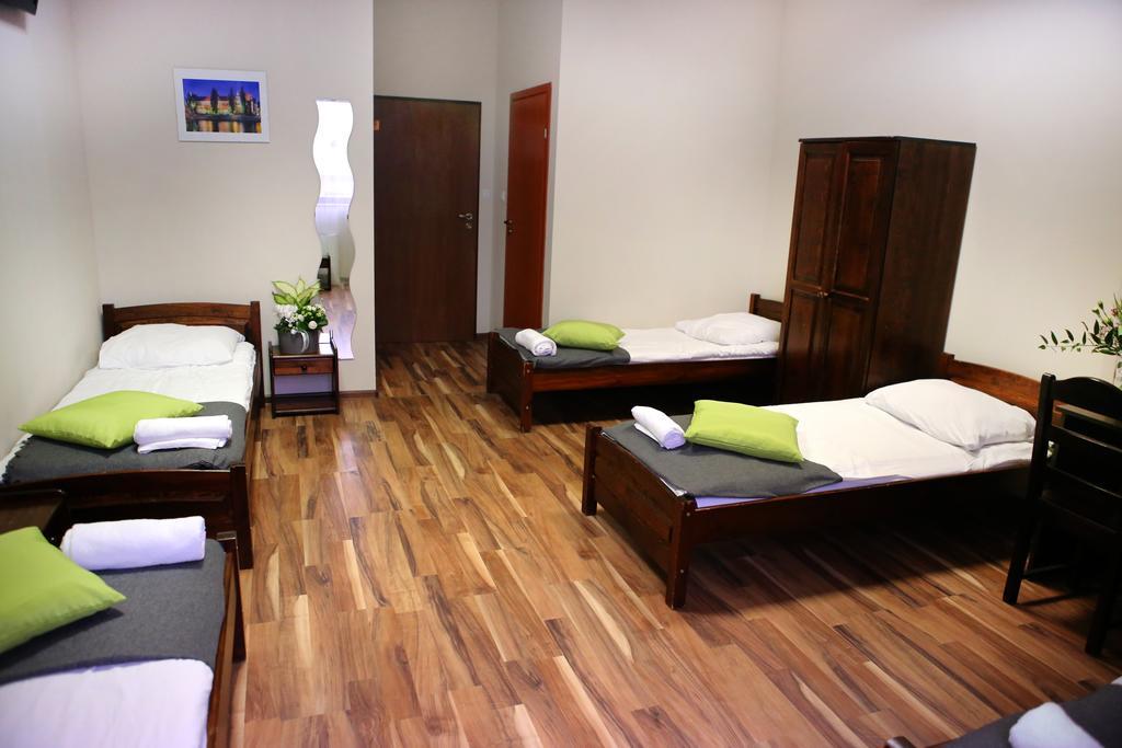 Hostel Royal *